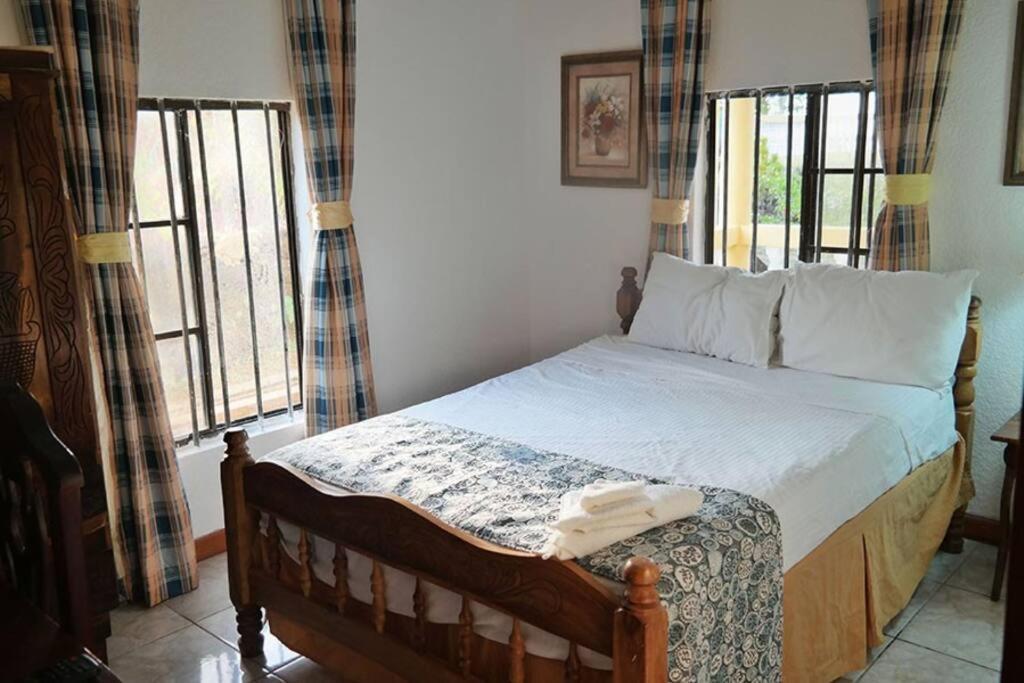 Lulu Beach Hotel Corn Island Eksteriør billede