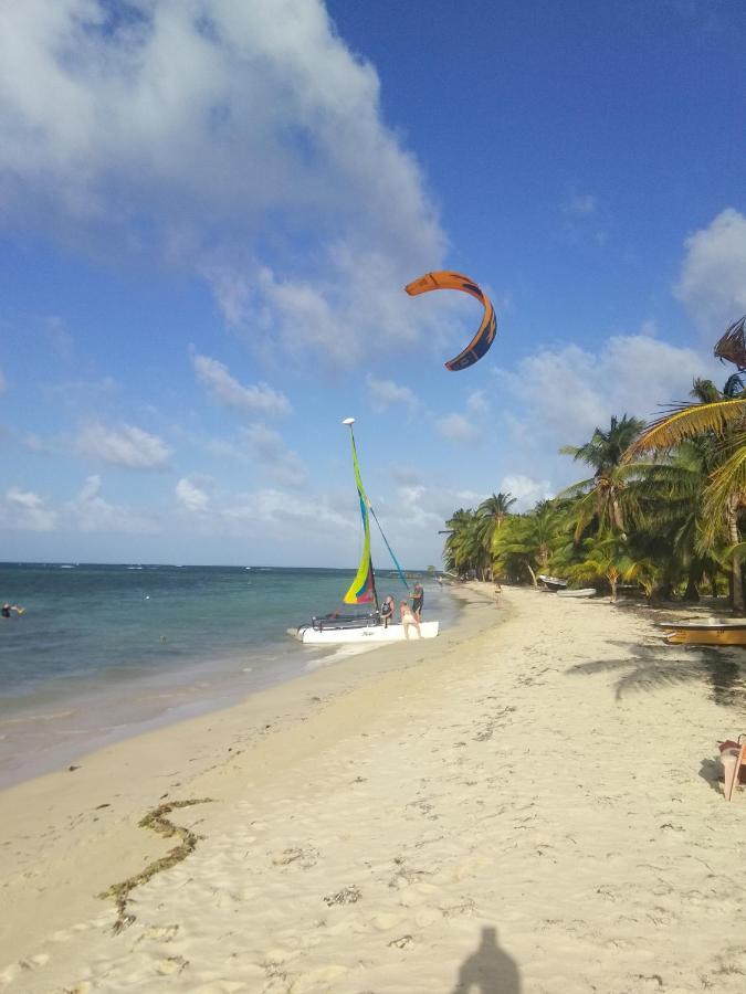 Lulu Beach Hotel Corn Island Eksteriør billede